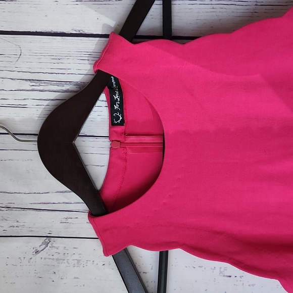 For Love & Lemons 🍋 hot pink mini dress - Picture 2 of 5